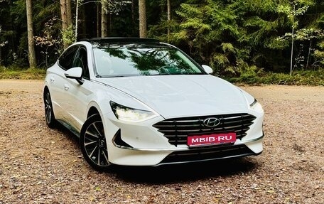 Hyundai Sonata VIII, 2019 год, 2 600 000 рублей, 1 фотография