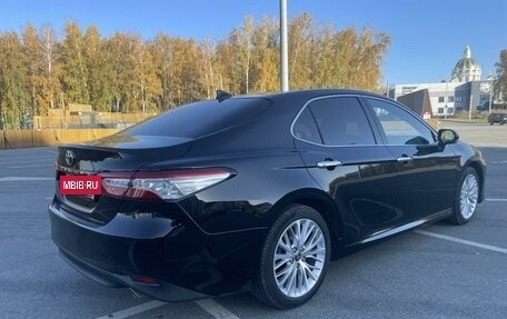 Toyota Camry, 2018 год, 3 000 000 рублей, 7 фотография