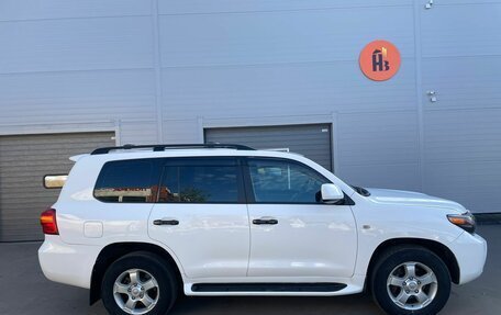 Toyota Land Cruiser 200, 2010 год, 3 350 000 рублей, 2 фотография