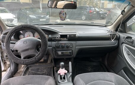 Dodge Stratus II, 2003 год, 200 000 рублей, 9 фотография