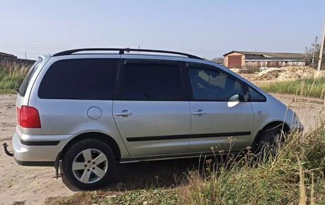 SEAT Alhambra II рестайлинг, 2007 год, 1 050 000 рублей, 5 фотография