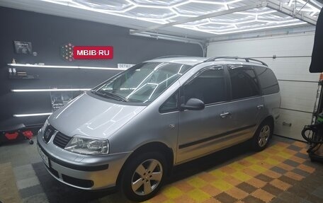 SEAT Alhambra II рестайлинг, 2007 год, 1 050 000 рублей, 13 фотография