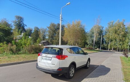 Toyota RAV4, 2015 год, 2 100 000 рублей, 4 фотография