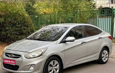 Hyundai Solaris II рестайлинг, 2014 год, 650 000 рублей, 1 фотография