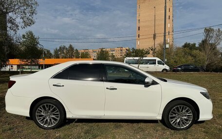 Toyota Camry, 2013 год, 1 750 000 рублей, 10 фотография