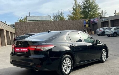 Toyota Camry, 2019 год, 2 900 000 рублей, 16 фотография