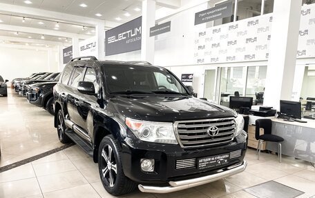 Toyota Land Cruiser 200, 2014 год, 4 078 000 рублей, 3 фотография