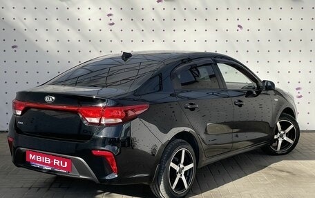 KIA Rio IV, 2018 год, 1 570 000 рублей, 5 фотография