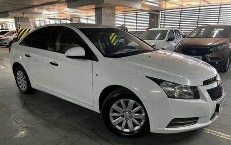 Chevrolet Cruze II, 2012 год, 790 000 рублей, 3 фотография