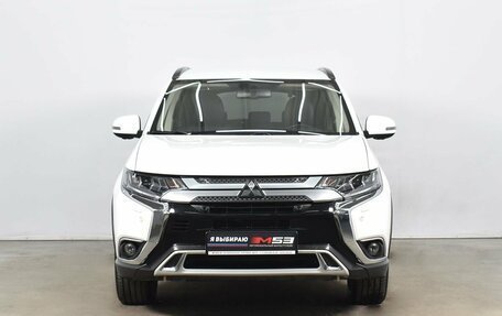 Mitsubishi Outlander III рестайлинг 3, 2021 год, 3 280 995 рублей, 2 фотография