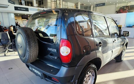 Chevrolet Niva I рестайлинг, 2013 год, 643 700 рублей, 5 фотография