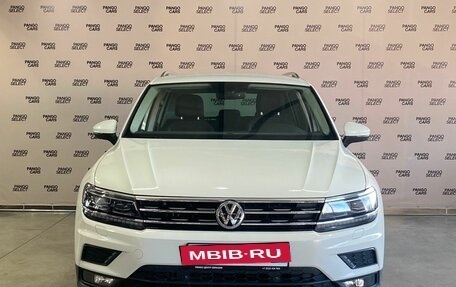 Volkswagen Tiguan II, 2018 год, 2 550 000 рублей, 2 фотография