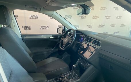 Volkswagen Tiguan II, 2018 год, 2 550 000 рублей, 18 фотография