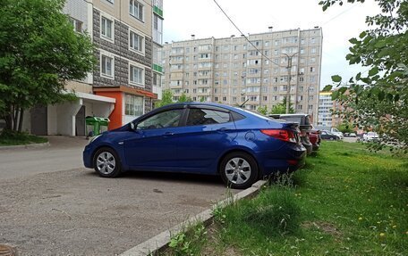 Hyundai Solaris II рестайлинг, 2013 год, 730 000 рублей, 4 фотография