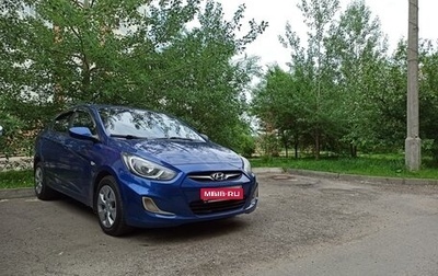 Hyundai Solaris II рестайлинг, 2013 год, 730 000 рублей, 1 фотография