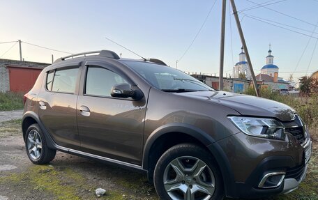 Renault Sandero II рестайлинг, 2019 год, 1 550 000 рублей, 11 фотография