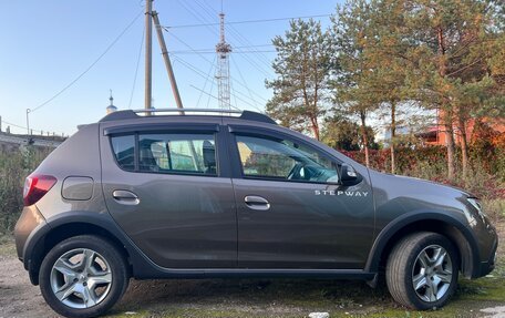 Renault Sandero II рестайлинг, 2019 год, 1 550 000 рублей, 10 фотография