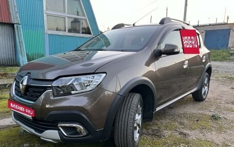 Renault Sandero II рестайлинг, 2019 год, 1 550 000 рублей, 4 фотография