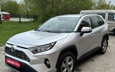 Toyota RAV4, 2019 год, 3 000 000 рублей, 1 фотография