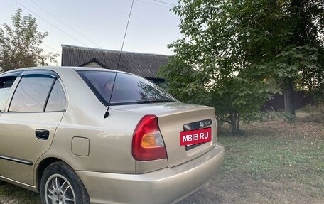 Hyundai Accent II, 2004 год, 450 000 рублей, 4 фотография