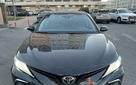 Toyota Camry, 2022 год, 4 800 000 рублей, 2 фотография