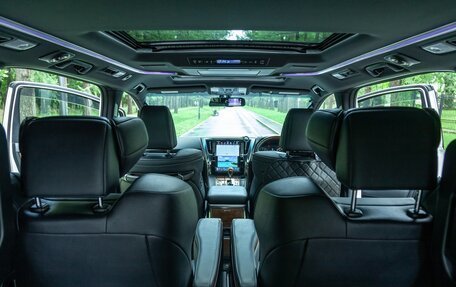 Toyota Alphard III, 2016 год, 5 300 000 рублей, 18 фотография