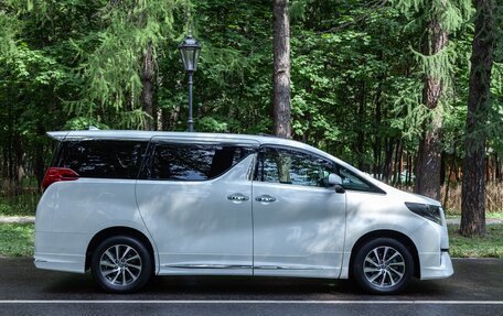 Toyota Alphard III, 2016 год, 5 300 000 рублей, 34 фотография