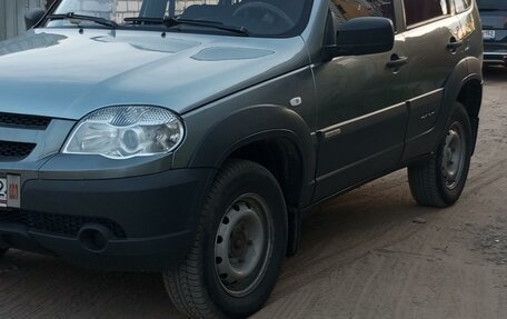 Chevrolet Niva I рестайлинг, 2015 год, 650 000 рублей, 2 фотография