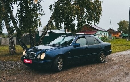 Mercedes-Benz E-Класс, 1995 год, 350 000 рублей, 1 фотография