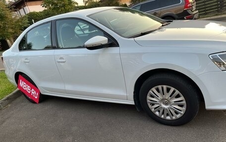 Volkswagen Jetta VI, 2018 год, 1 730 000 рублей, 3 фотография