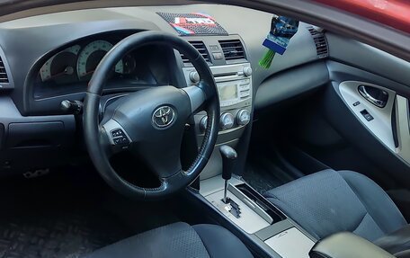 Toyota Camry, 2009 год, 1 150 000 рублей, 10 фотография