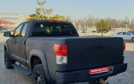 Toyota Tundra II, 2011 год, 4 500 000 рублей, 2 фотография