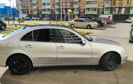 Mercedes-Benz E-Класс, 2002 год, 665 000 рублей, 4 фотография