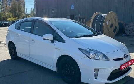 Toyota Prius, 2013 год, 1 450 000 рублей, 3 фотография