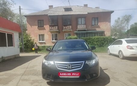 Honda Accord VIII рестайлинг, 2012 год, 1 350 000 рублей, 2 фотография