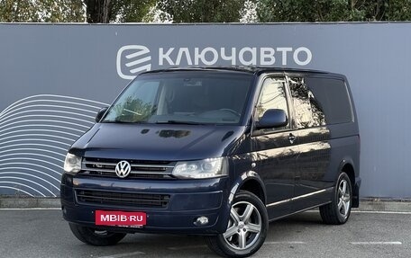 Volkswagen Caravelle T5, 2012 год, 2 430 000 рублей, 1 фотография