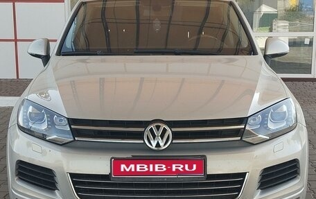 Volkswagen Touareg III, 2013 год, 3 300 000 рублей, 1 фотография