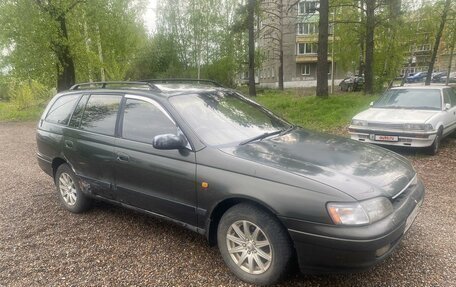 Toyota Caldina, 1993 год, 250 000 рублей, 2 фотография