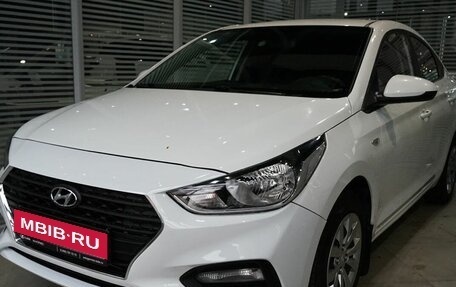 Hyundai Solaris II рестайлинг, 2017 год, 1 290 000 рублей, 1 фотография