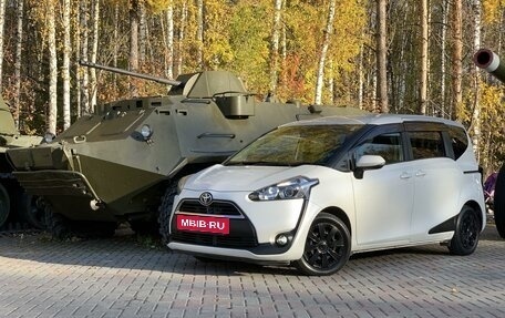 Toyota Sienta II, 2015 год, 1 510 000 рублей, 2 фотография