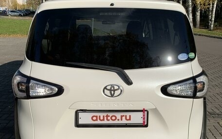 Toyota Sienta II, 2015 год, 1 510 000 рублей, 12 фотография