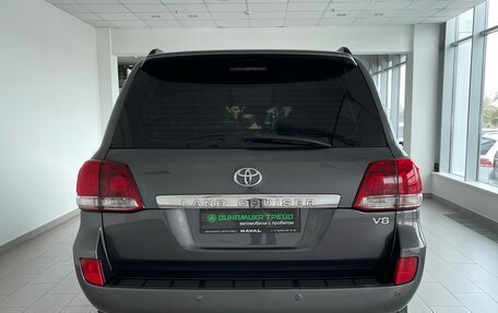 Toyota Land Cruiser 200, 2010 год, 3 800 000 рублей, 7 фотография