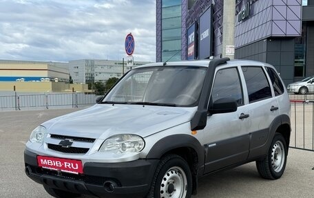 Chevrolet Niva I рестайлинг, 2009 год, 537 000 рублей, 10 фотография