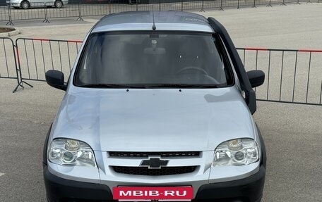 Chevrolet Niva I рестайлинг, 2009 год, 537 000 рублей, 5 фотография