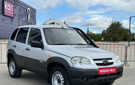 Chevrolet Niva I рестайлинг, 2009 год, 537 000 рублей, 7 фотография