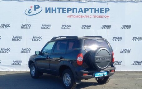 Chevrolet Niva I рестайлинг, 2017 год, 795 300 рублей, 7 фотография