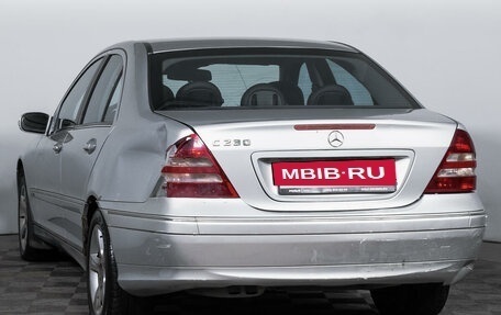 Mercedes-Benz C-Класс, 2005 год, 460 000 рублей, 7 фотография