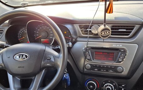 KIA Rio III рестайлинг, 2012 год, 780 000 рублей, 20 фотография