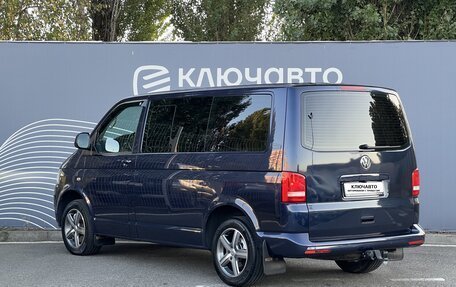 Volkswagen Caravelle T5, 2012 год, 2 430 000 рублей, 7 фотография