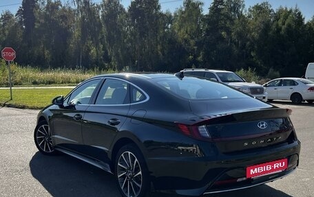 Hyundai Sonata VIII, 2020 год, 2 620 000 рублей, 4 фотография